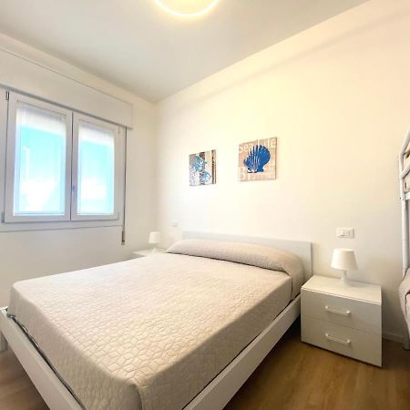 Maria Luisa - Piazza Mazzini - 30 Mt Dal Mare - Jesolo Apartment Exterior photo